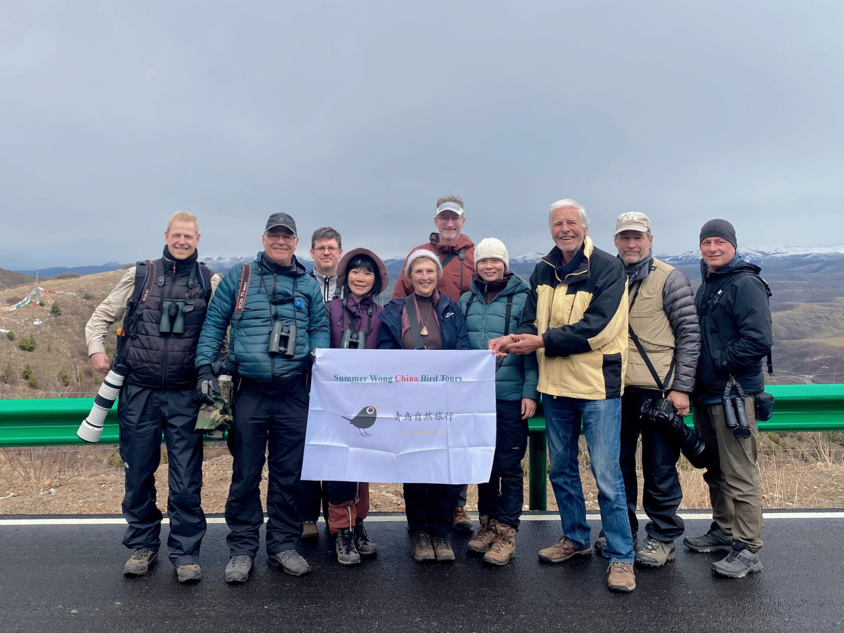 Group photo from the April 2024 Sichuan Birding Tour in China, guided by Summer Wong